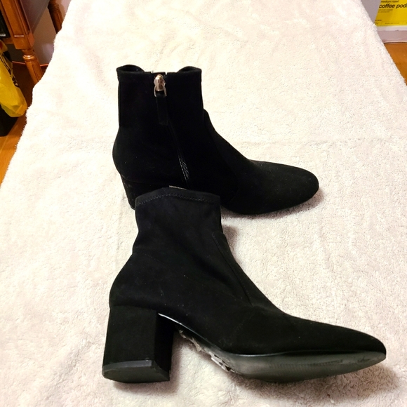 ALDO BOOTIES - Picture 1 of 6